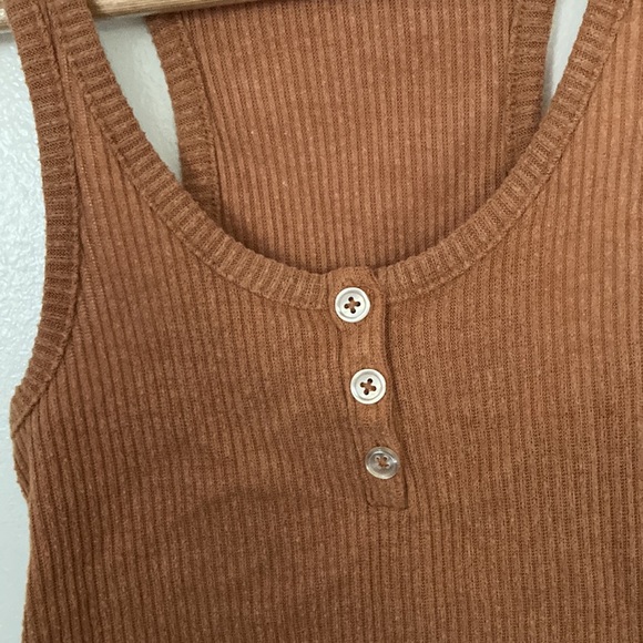 Out From Under orangish brown crop top - Picture 2 of 2